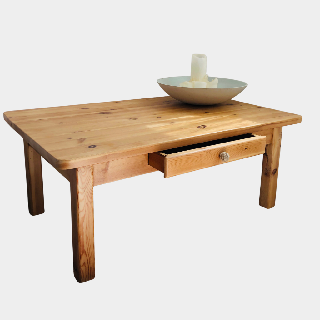 Diseño de mueble artesanal de madera – Gran Numa MálagaDiseño de mueble artesanal de madera – Gran Numa Málaga