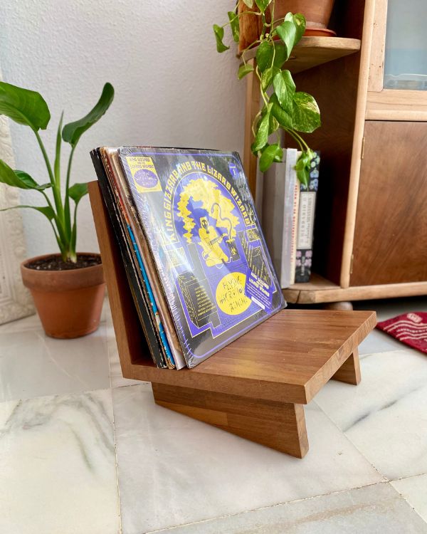 Soporte de Vinilos Patik madera